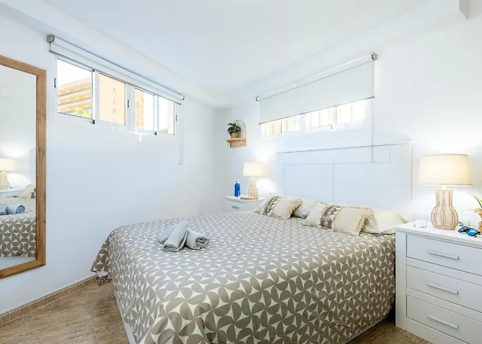 2b. Cozy Flores Big Terrace With Pool 阿德耶