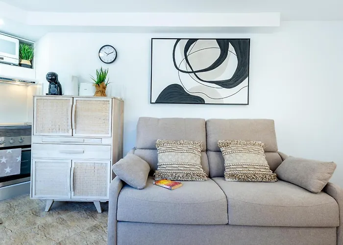 2b. Cozy Flores Big Terrace With Pool Appartement *