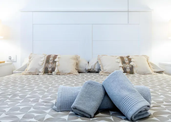 2b. Cozy Flores Big Terrace With Pool